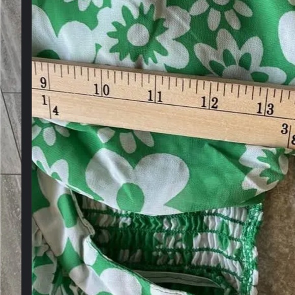 NWOT no boundaries juniors green white floral maxi dress halter tie cut out side - Picture 2 of 9